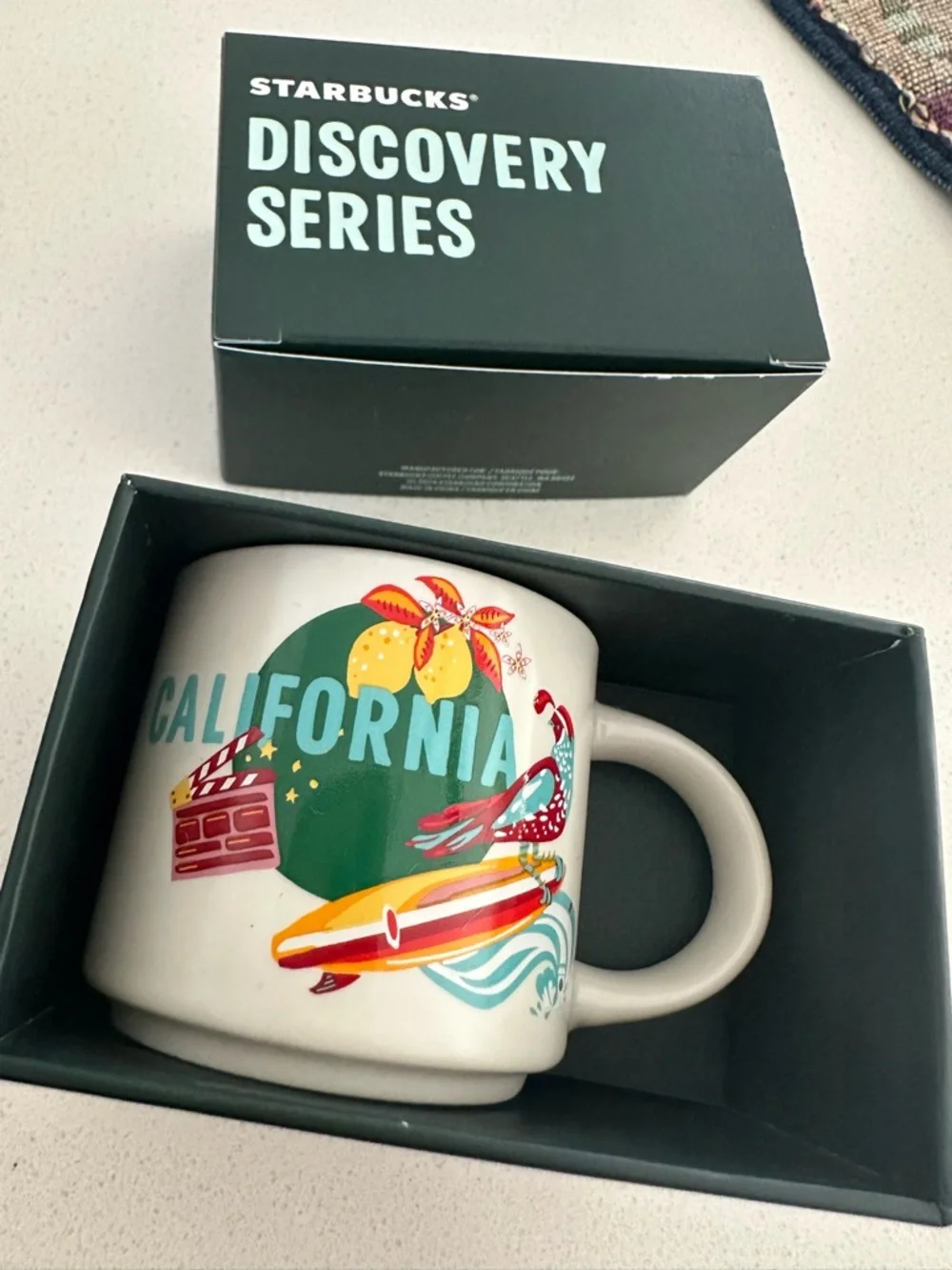 Starbucks Red & Mint Heart Keychain Gift Mug Set (2fl mug)
